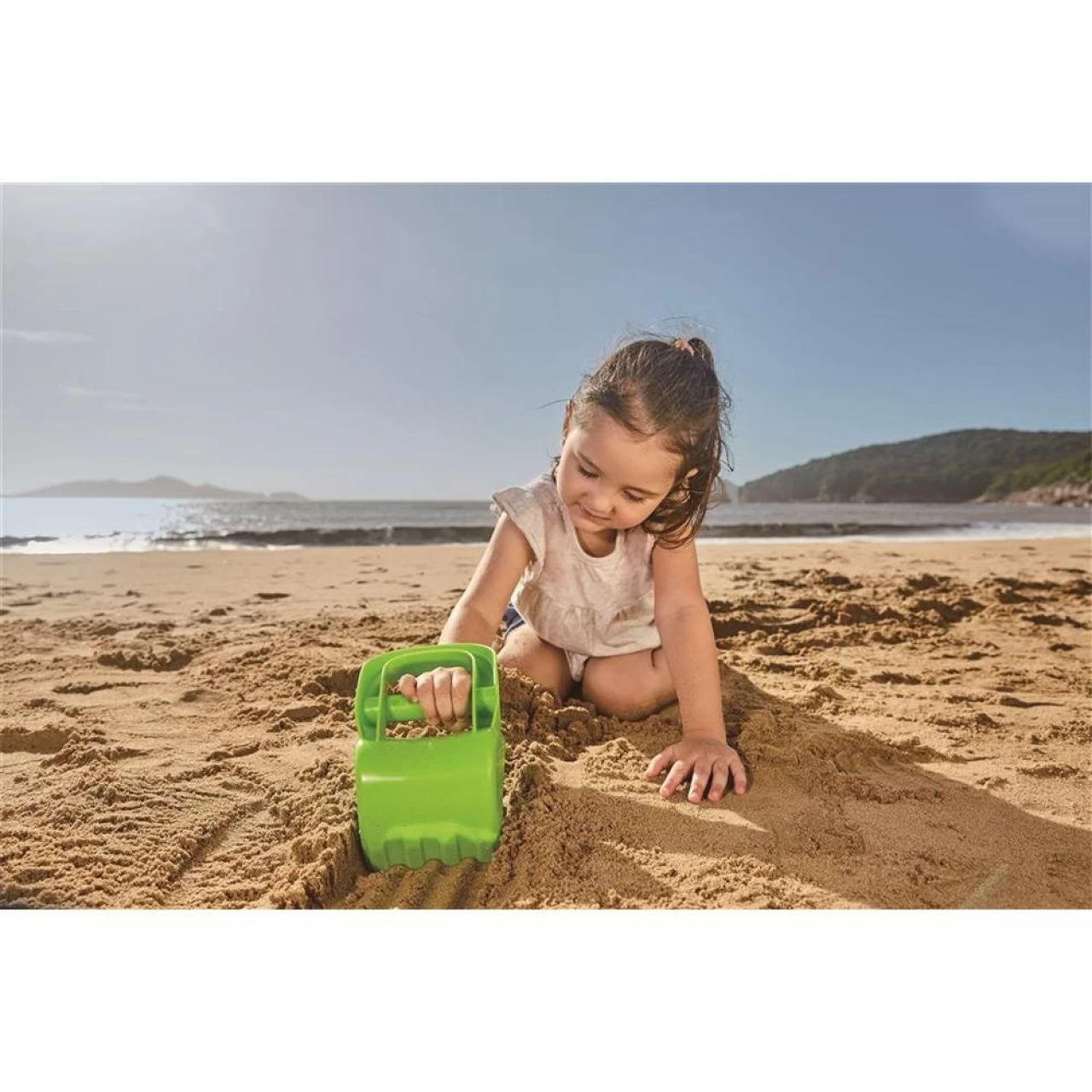 Hape Handbagger Blau Strandspielzeug Sandspielzeug Handschaufel Sandkastenspielzeug 3 Hape Handbagger Blau Strandspielzeug Sandspielzeug Handschaufel Sandkastenspielzeug – Bild 3