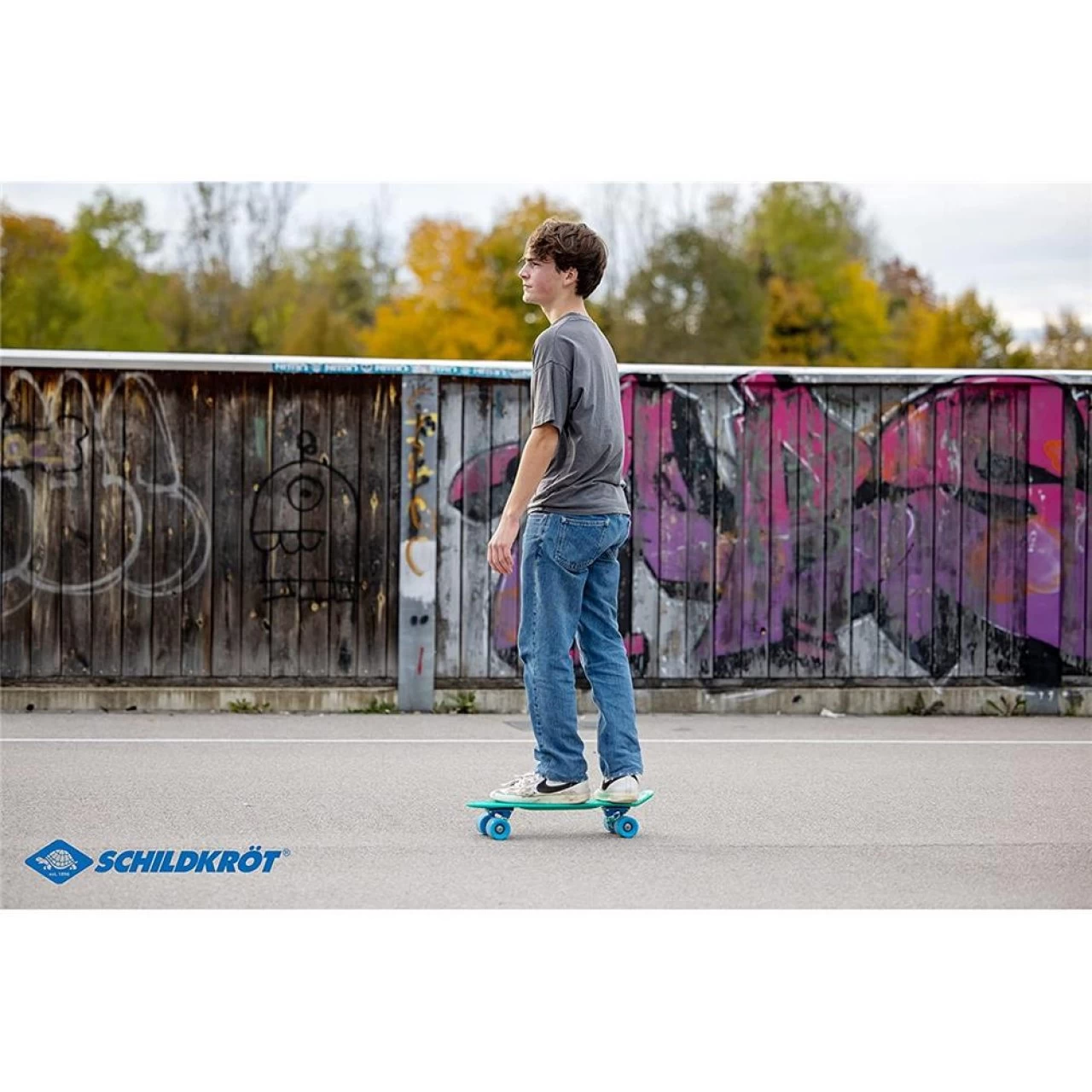 Schildkröt Skateboard Retro Grün Premium Board Mit Kunststoff-Deck Rutschfest Robust 6 Schildkröt Skateboard Retro Grün Premium Board Mit Kunststoff-Deck Rutschfest Robust – Bild 6