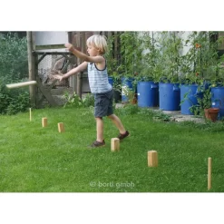 Goki Wikingerspiel Kubb, Im Baumwollbeutel, Wurfspiel Im Praktischen Beutel, NEU -Spielzeug Geschäft xnon 56731 2 1280x1280